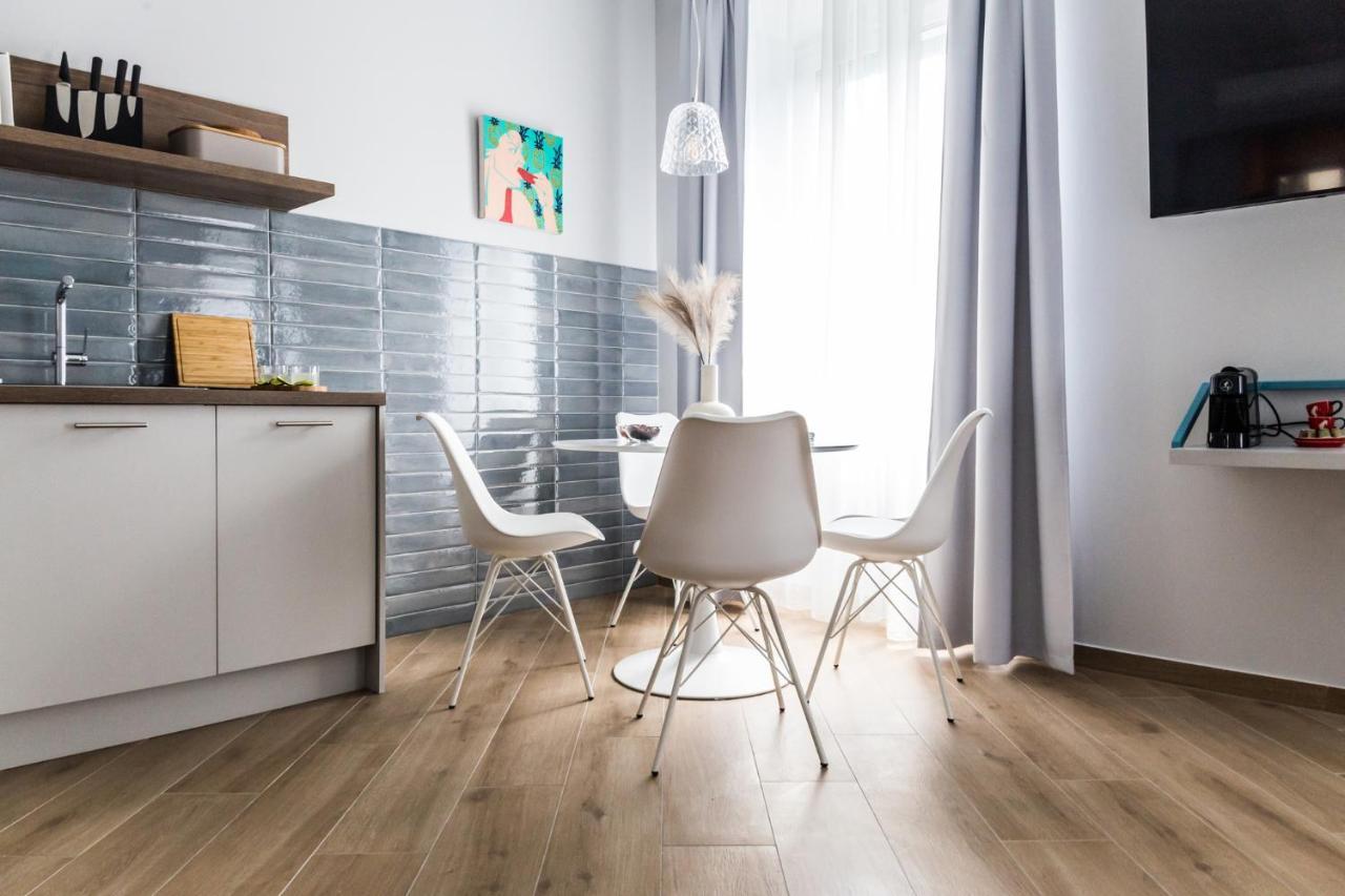 Dolac Apartments Рийека Екстериор снимка