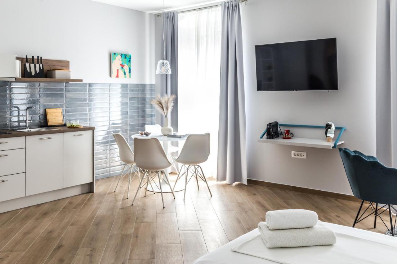 Dolac Apartments Рийека Екстериор снимка