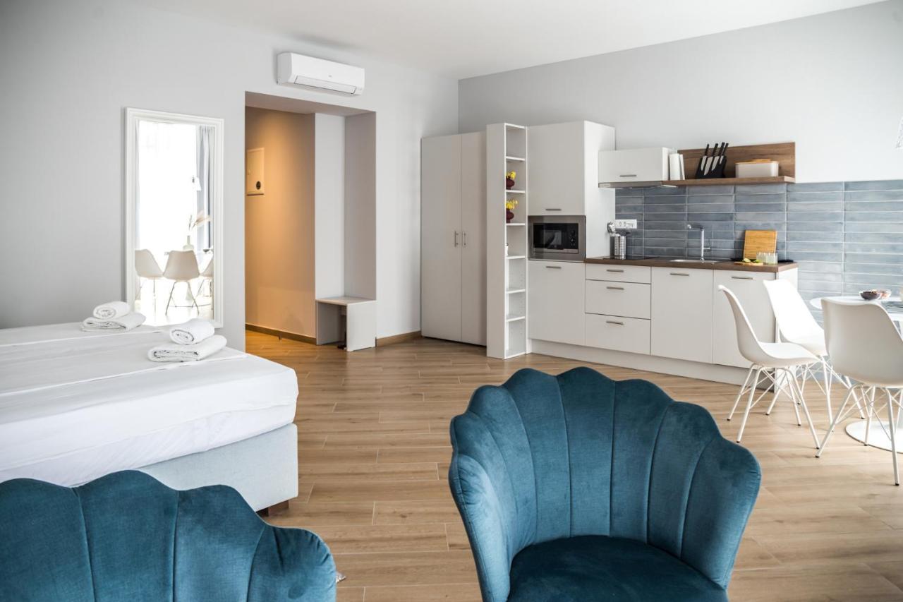 Dolac Apartments Рийека Екстериор снимка